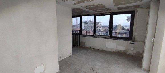 6 chambres Appartement à Bovisio Masciago, Italy No. 281714 29