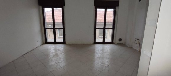 6 chambres Appartement à Bovisio Masciago, Italy No. 281714 6