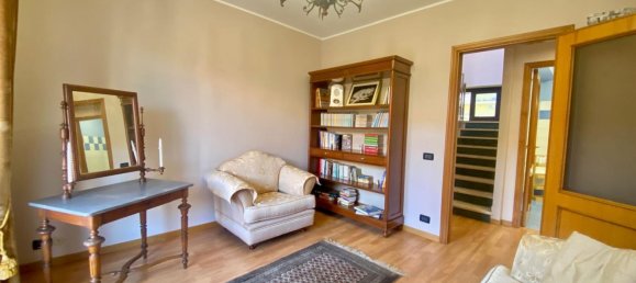 7غرفة منزل في Giarre, Italy رقم 77116 19