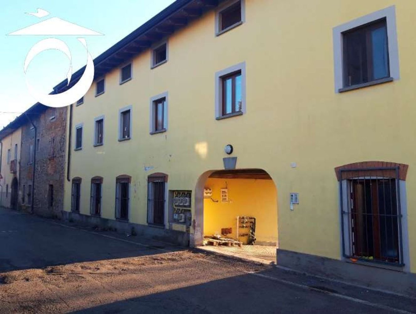 2غرفة شقة في Capriate San Gervasio, Italy رقم 6720