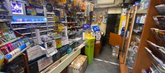 Propriété commerciale à Genoa, Italy 31m² No. 127526 5