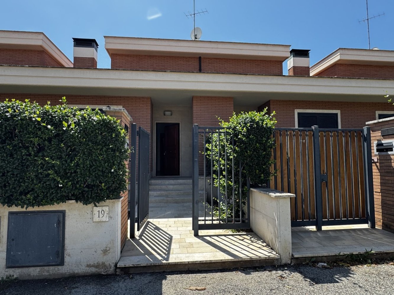 4 rooms House in Rome, Italy No. 274962