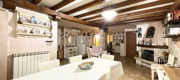 5غرفة منزل في Castelnuovo Magra, Italy رقم 91649 14