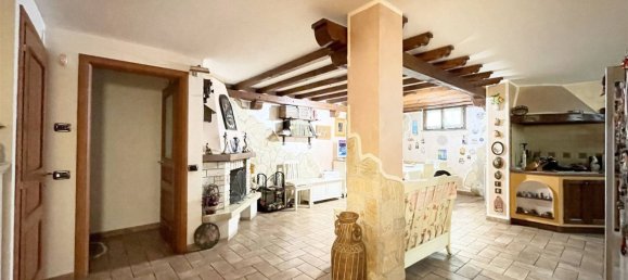 5غرفة منزل في Castelnuovo Magra, Italy رقم 91649 20