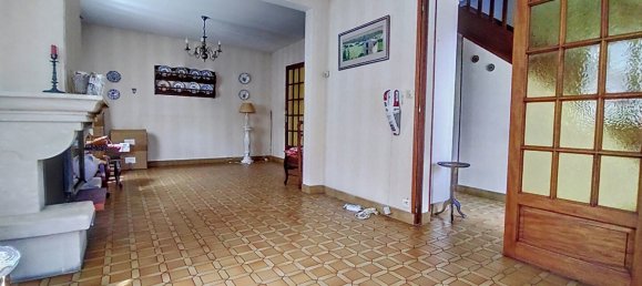 3 bedrooms House in Orleans, France No. 84222 3