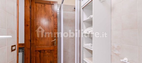 Apartamento de 2 dormitorios en Aviatico, Italy No. 130437 25