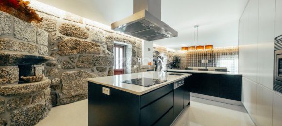 4 bedrooms House in Guimaraes, Portugal No. 15096 17