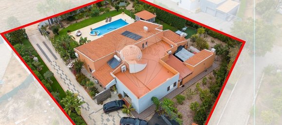 4 bedrooms House in Alvor, Portugal No. 166386 2