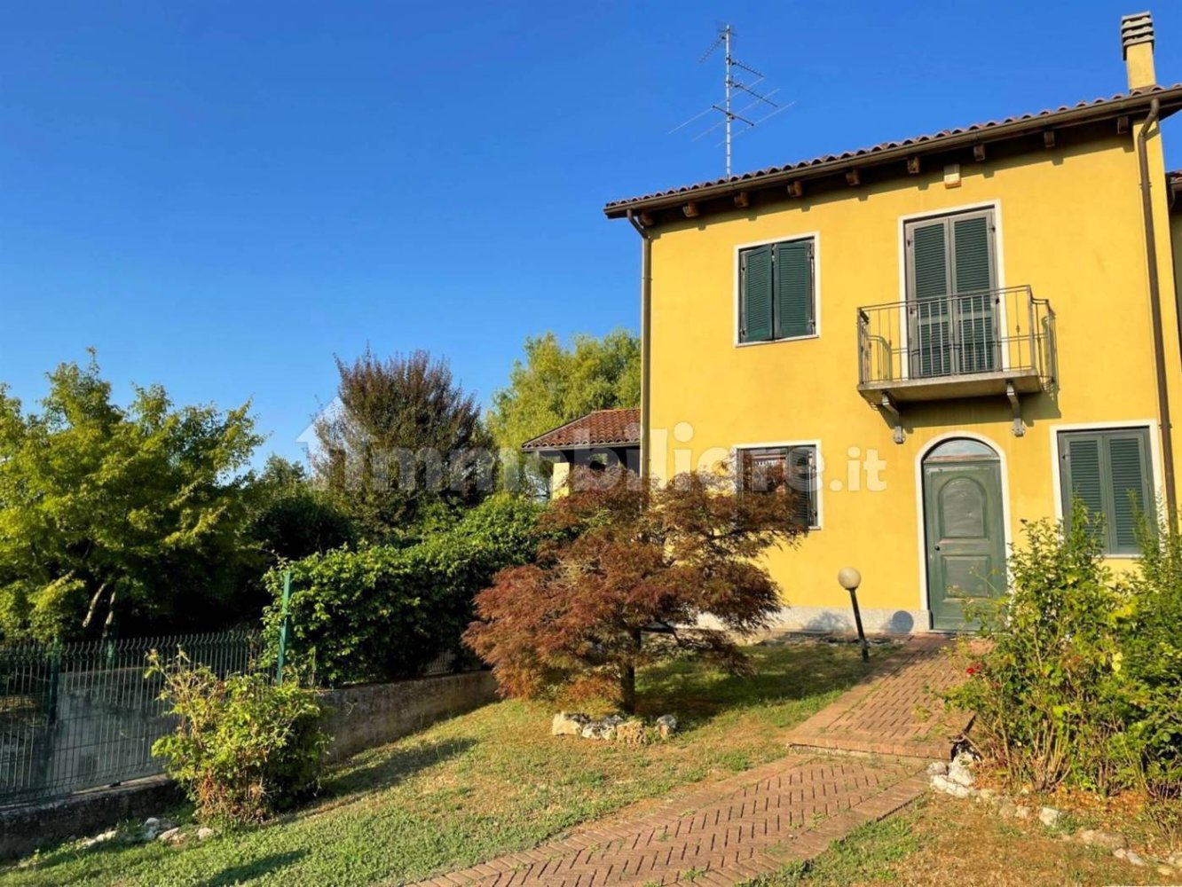 Вилла с 3 спальнями в Розиньяно Монферрато, Италия № 355984