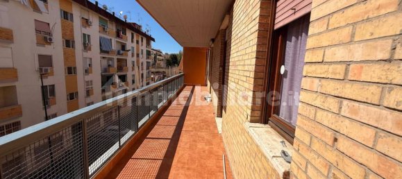 5 bedrooms Apartment in Naples, Italy No. 307769 17