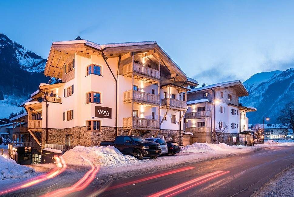2 bedrooms Penthouse in Kaprun, Austria No. 217906