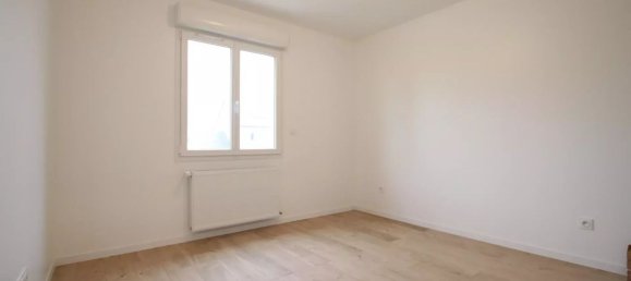 3 Schlafzimmer Haus in Darvoy, France, Nr. 47654 38