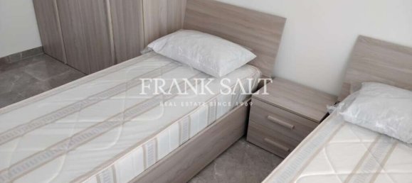 1 bedroom Penthouse in Msida, Malta No. 4569 10