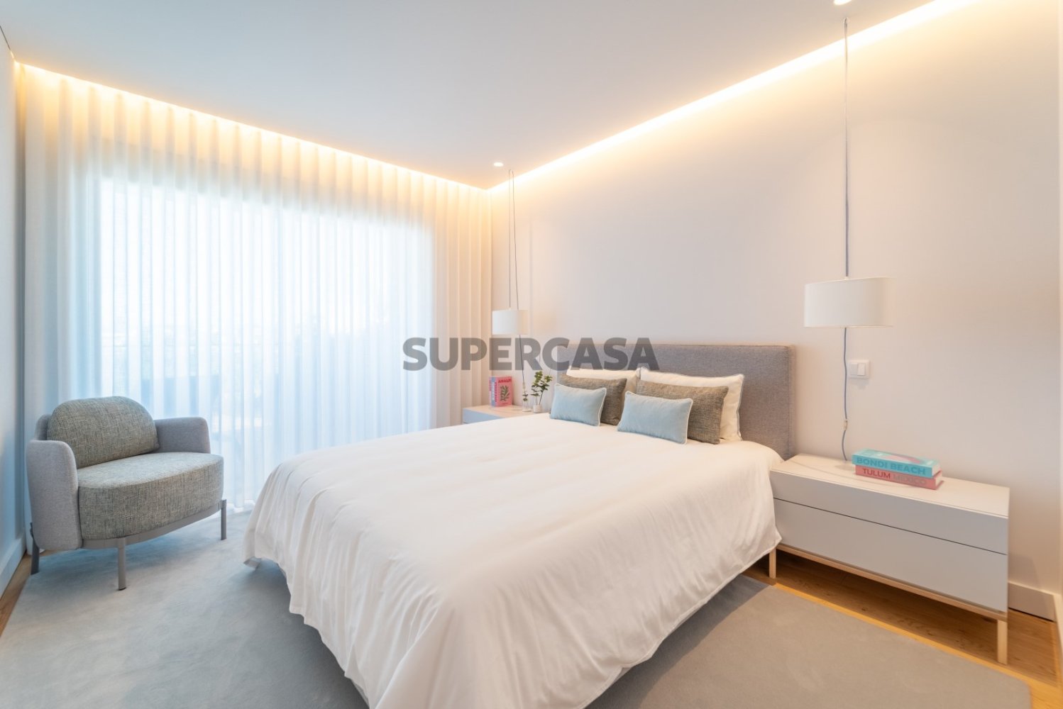 4 bedrooms Duplex in Vila Nova de Gaia, Portugal No. 209430