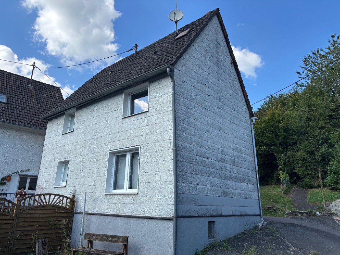 3-salle Maison à Oberbergischer, Germany No. 348076