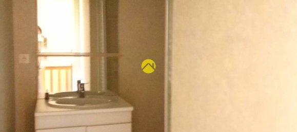 2 bedrooms Duplex in Saint-Amand-Montrond, France No. 152115 8