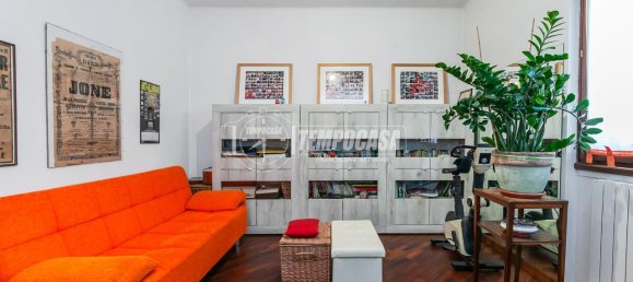 3 rooms Villa in Novate Milanese, Italy No. 141072 9