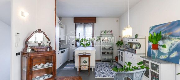 3 rooms Villa in Novate Milanese, Italy No. 141072 7