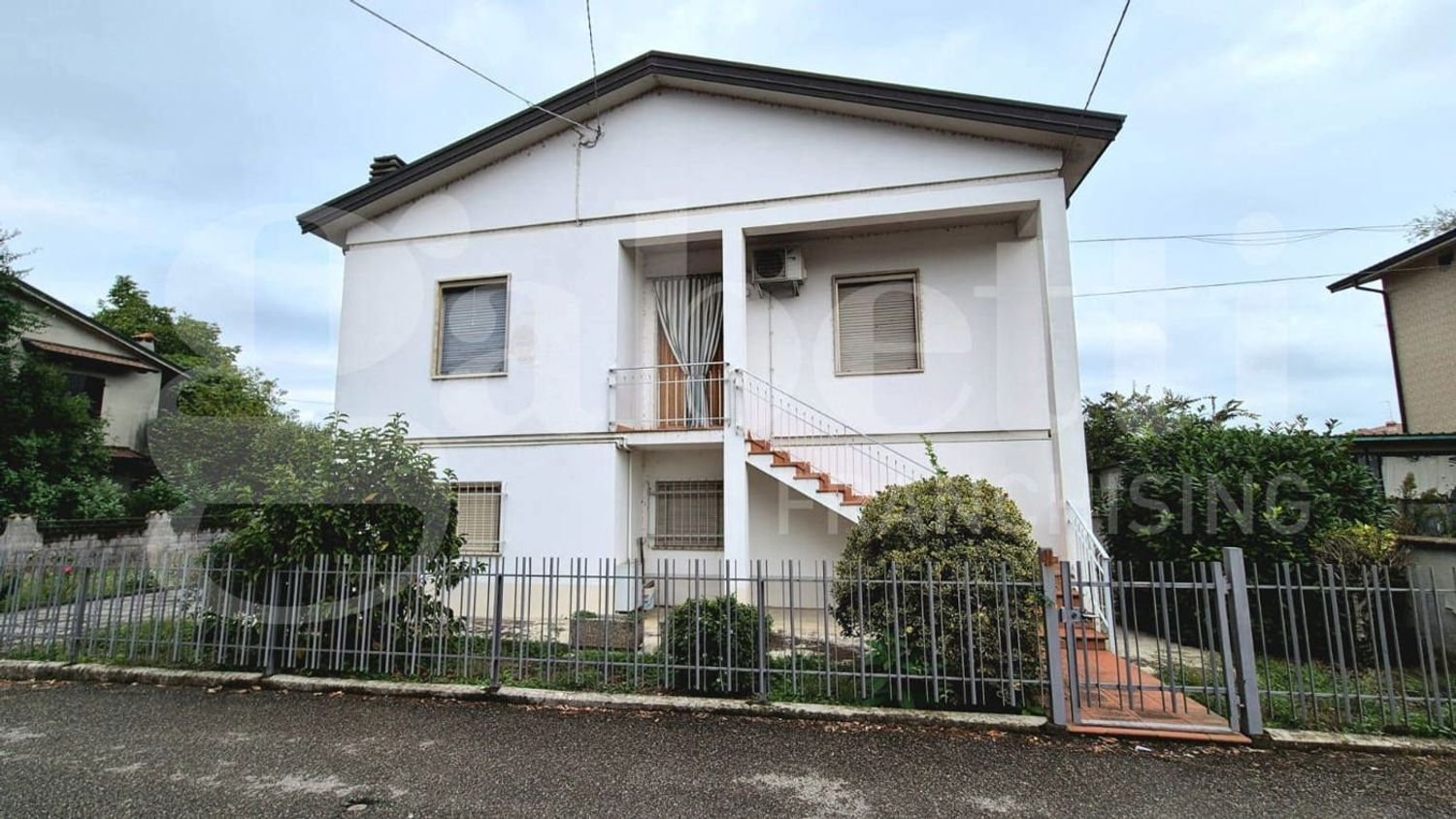 3 bedrooms Villa in Caorso, Italy No. 396862