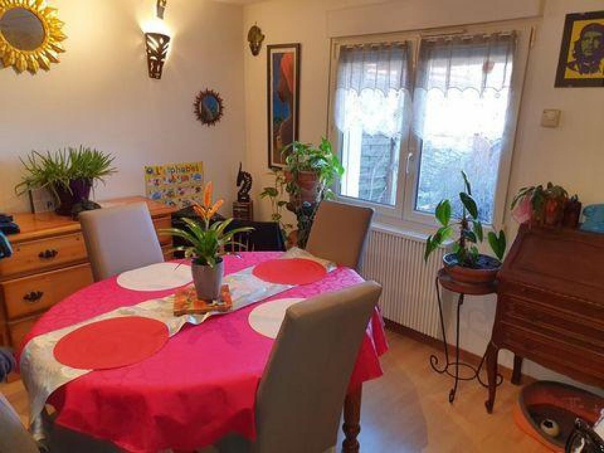 3 bedrooms House in Mirecourt, France No. 7775