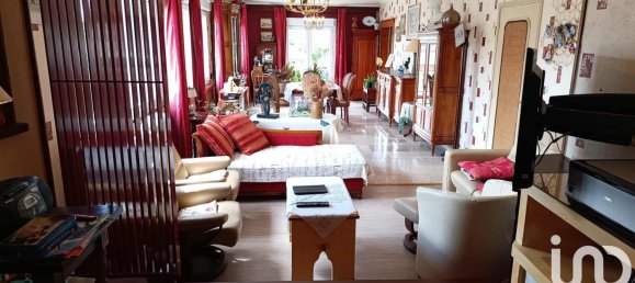 5 bedrooms House in Bonnard, France No. 358432 5