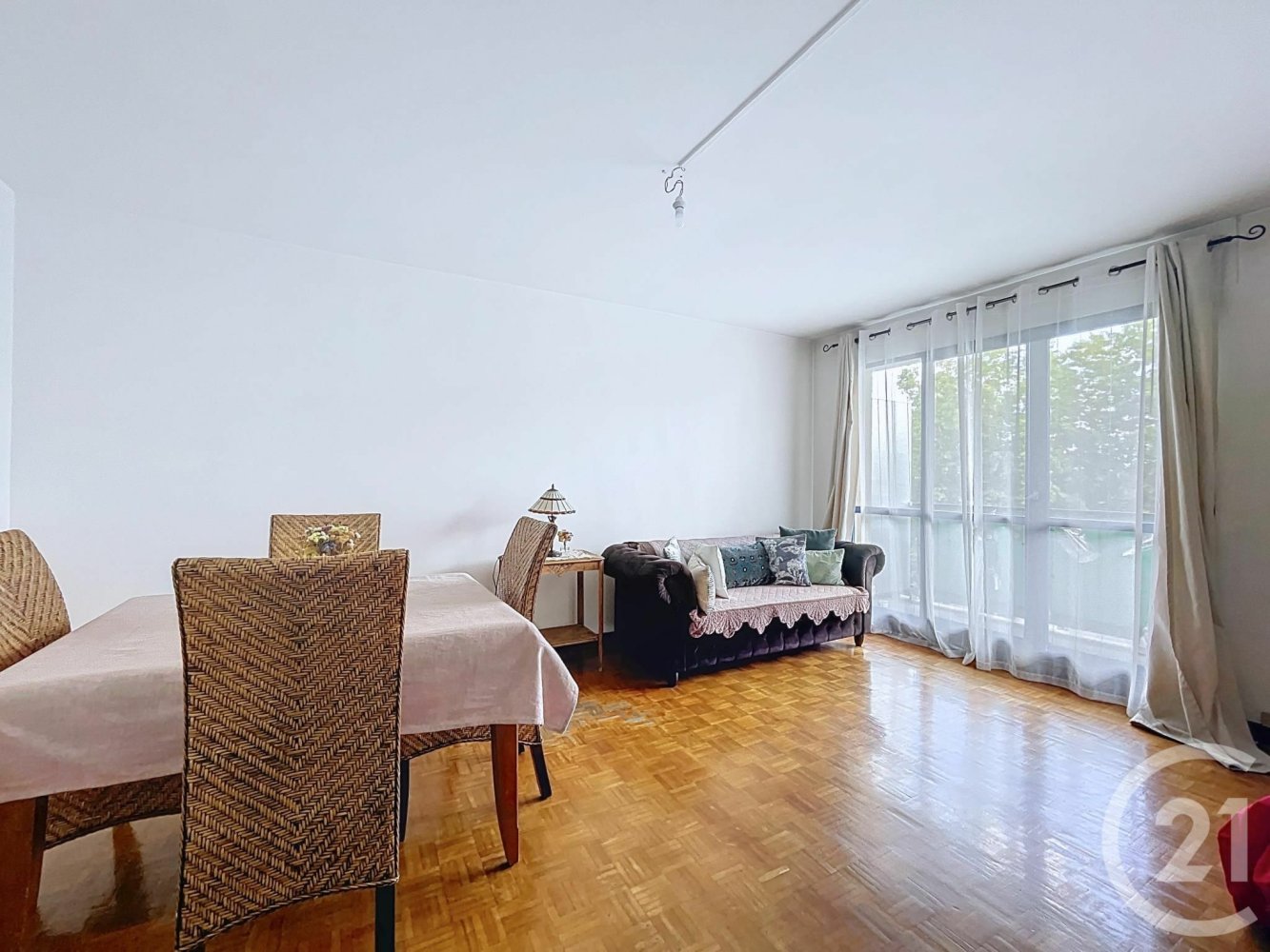 3 bedrooms Apartment in Fresnes, France No. 324592