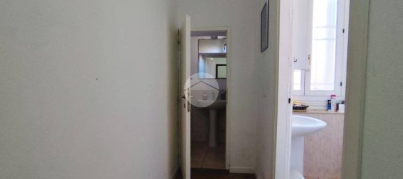 2 bedrooms Apartment in Florence, Italy No. 43979 19