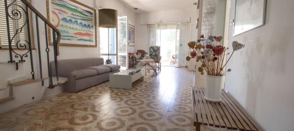 10 rooms Villa in Santa Marinella, Italy No. 258018 3