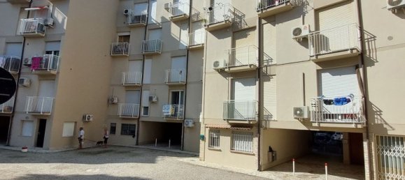 3 rooms Apartment in Comacchio, Italy No. 251379 8