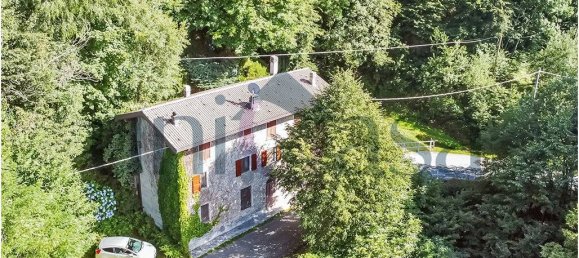 4 bedrooms House in Bellano, Italy No. 337528 4