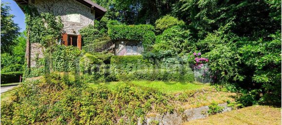 4 bedrooms House in Bellano, Italy No. 337528 16