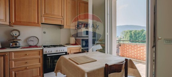 3 bedrooms Apartment in Sarnico, Italy No. 293489 5