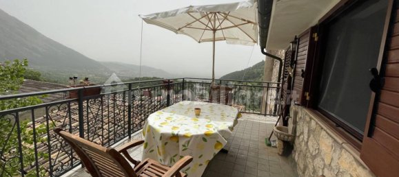 2 Schlafzimmer Haus in Ovindoli, Italy, Nr. 27770 15