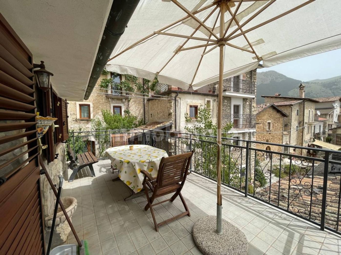 2 Schlafzimmer Haus in Ovindoli, Italy, Nr. 27770