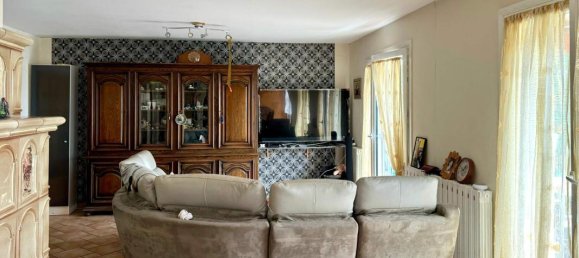 3 Schlafzimmer Haus in Saint-Die-des-Vosges, France, Nr. 217296 6