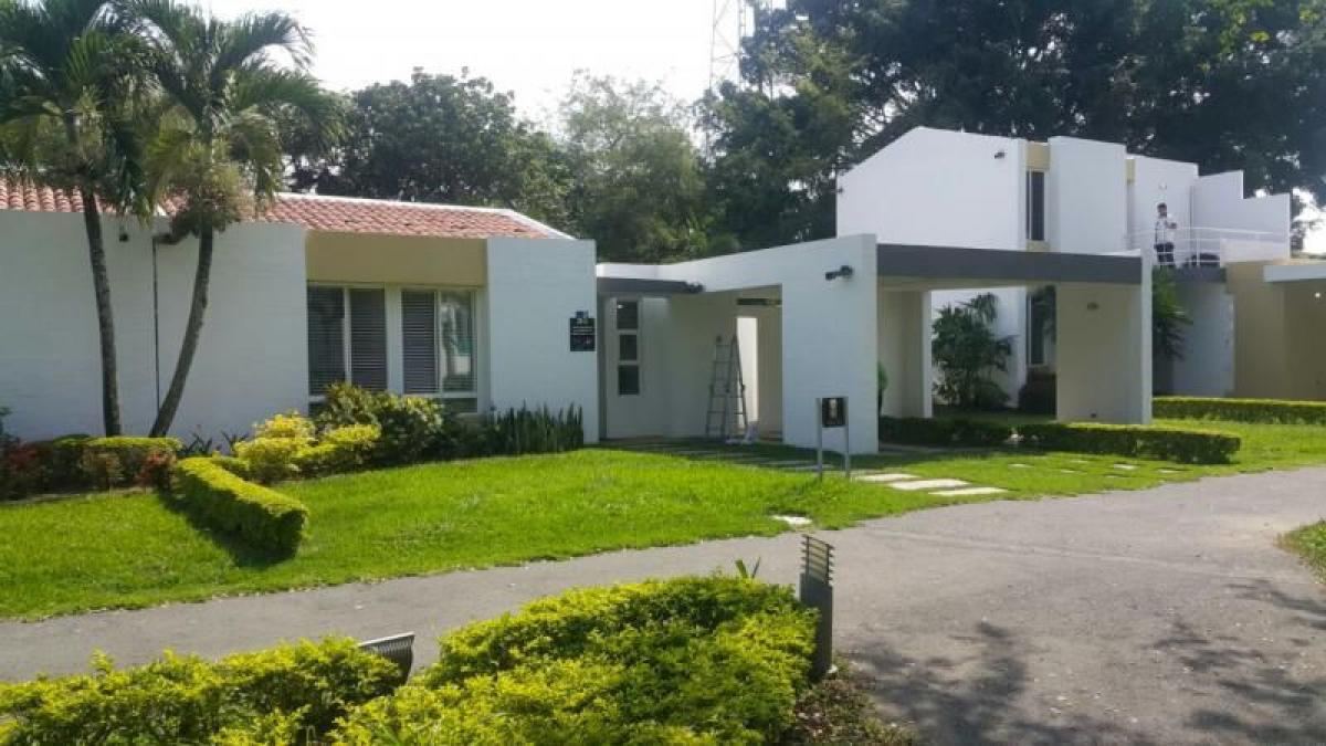 3 bedrooms House in Valle del Cauca, Colombia No. 2118