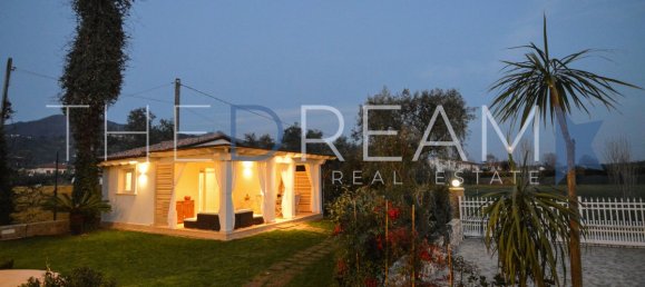 5 bedrooms Villa in Pietrasanta, Italy No. 38804 7