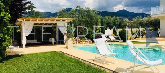 5 bedrooms Villa in Pietrasanta, Italy No. 38804 14