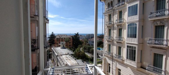 3غرفة شقة في Sanremo, Italy رقم 90388 48