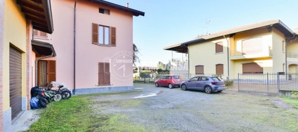 3 rooms Apartment in Como, Italy No. 230846 4