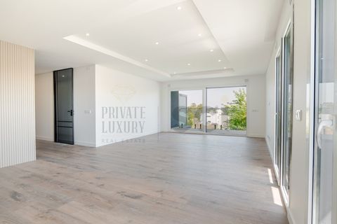 3 Schlafzimmer Wohnung in Almada, Portugal, Nr. 335025