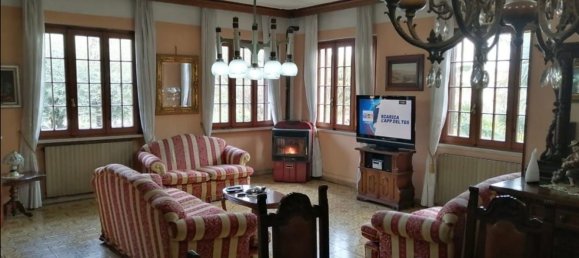 5 غرف نوم فيلا في Desenzano del Garda, Italy رقم 365614 2