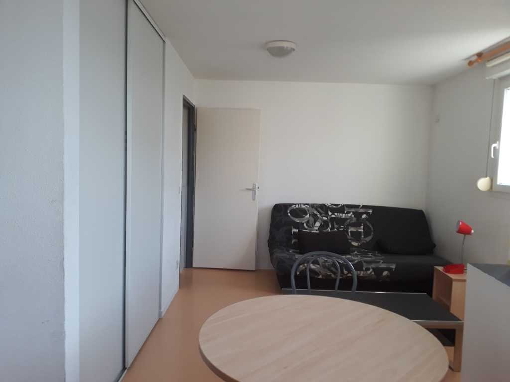 1 غرف نوم شقة في Orleans, France رقم 240668