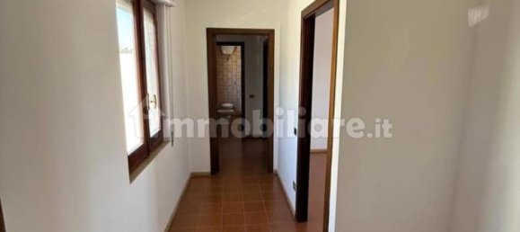 3-Zimmer Büro in Selargius, Italy, Nr. 58440 9