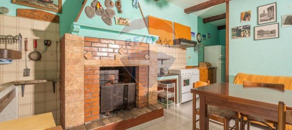 Apartamento T2 em Grotte di Castro, Italy N.º 352682 5
