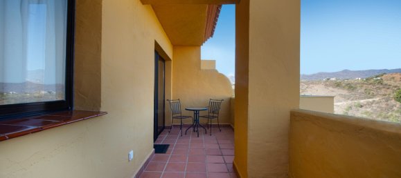 Penthouse T3 em Estepona, Spain N.º 4766 26