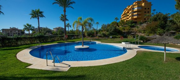 Penthouse T3 em Estepona, Spain N.º 4766 5