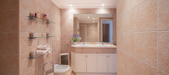 Penthouse T3 em Estepona, Spain N.º 4766 13