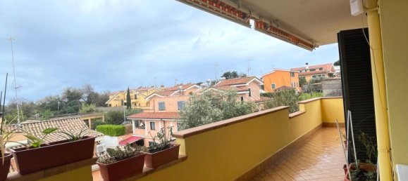 Casa de 3 divisões em Pomezia, Italy N.º 212412 11