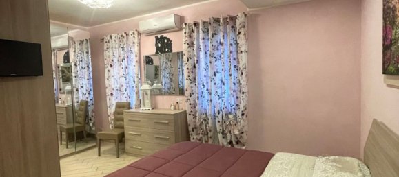 Casa de 3 divisões em Pomezia, Italy N.º 212412 49